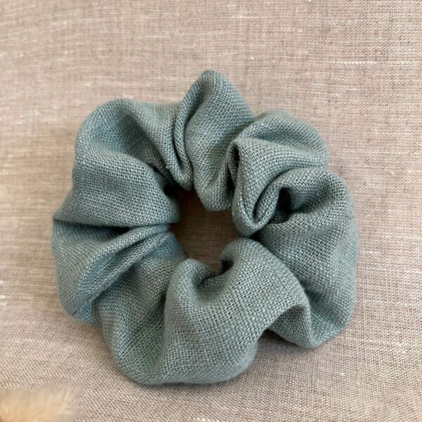 Chouchou en lin vert céladon